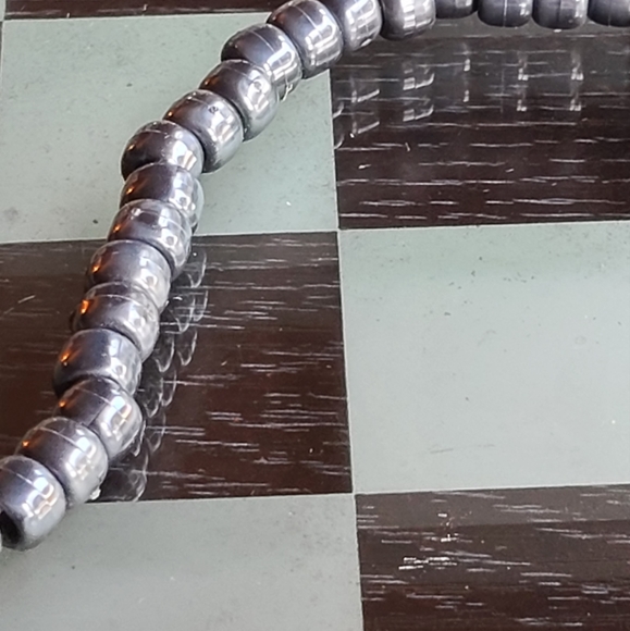 Beaded necklace - Picture 4 of 8